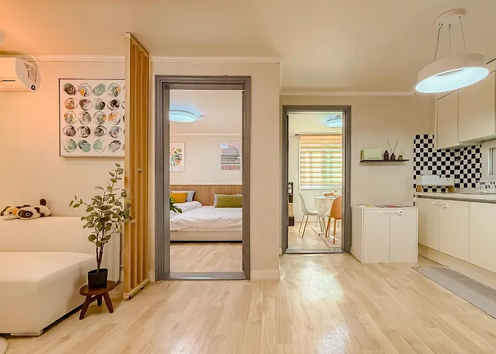 Cozy Near Gwangheungchang Station, Hongdae 5 Minutes,seongsu 15minutes ソウル特別市